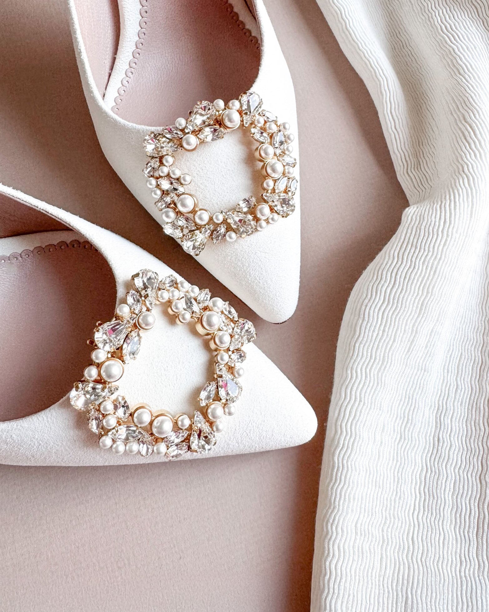 shoe clipssplit-banner image