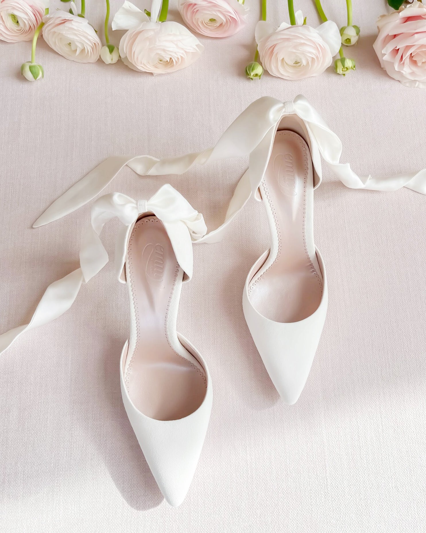 Bridal shoessplit-banner image