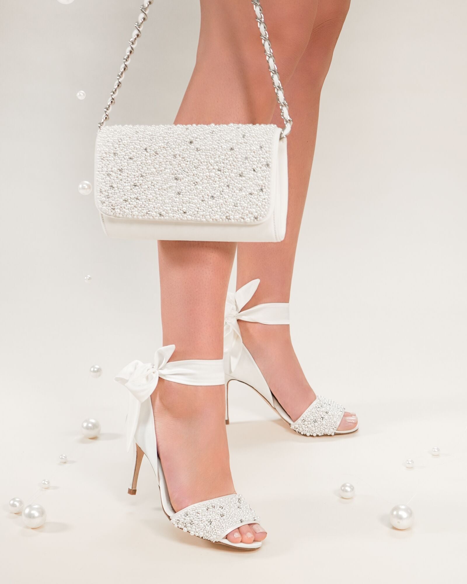 Daisy Oyster Pearl Mid Heel image