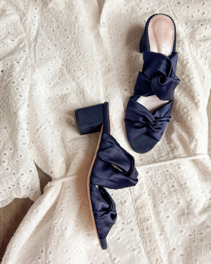 Sandy Navy Suede image