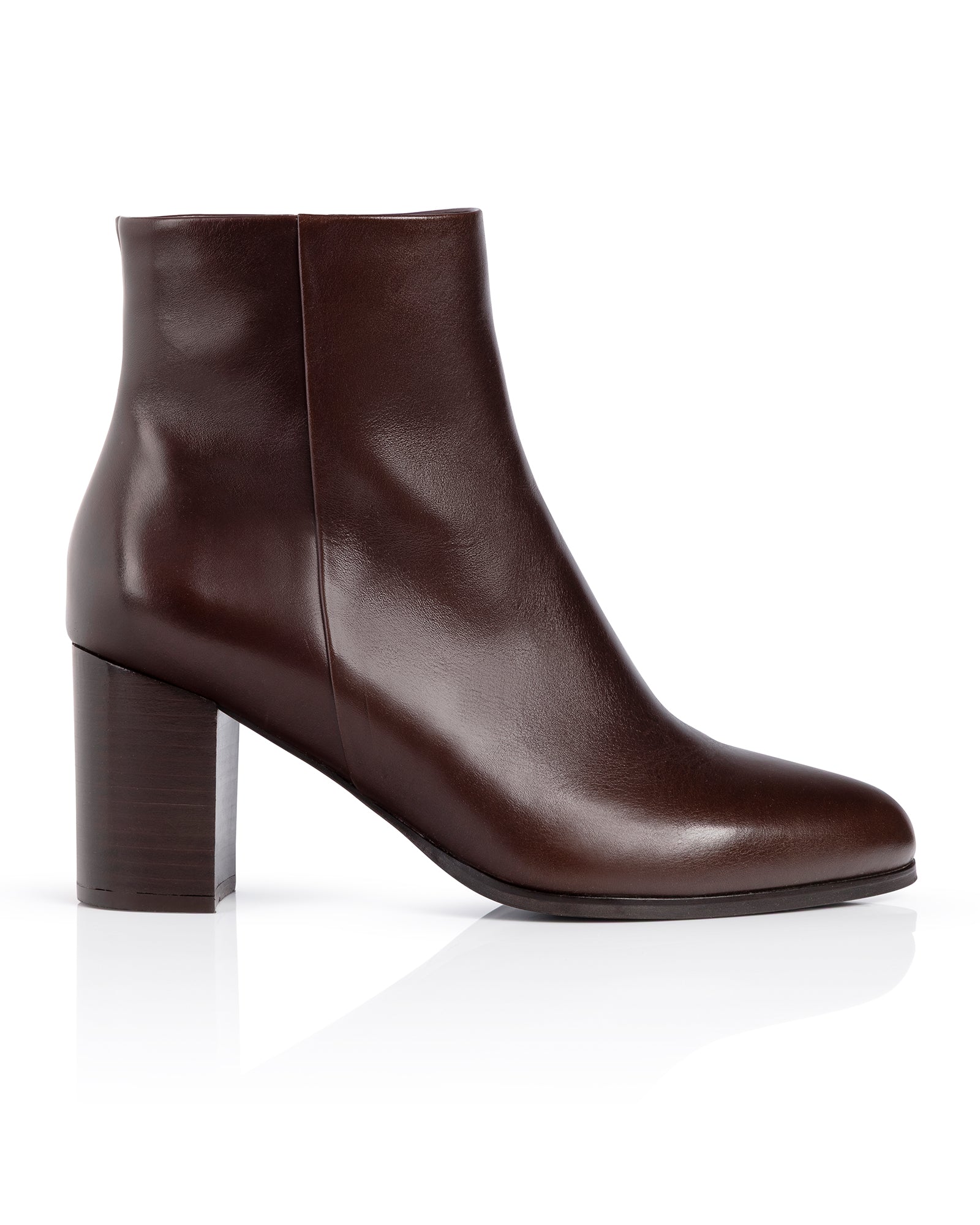 Georgia Chocolate Leather card image