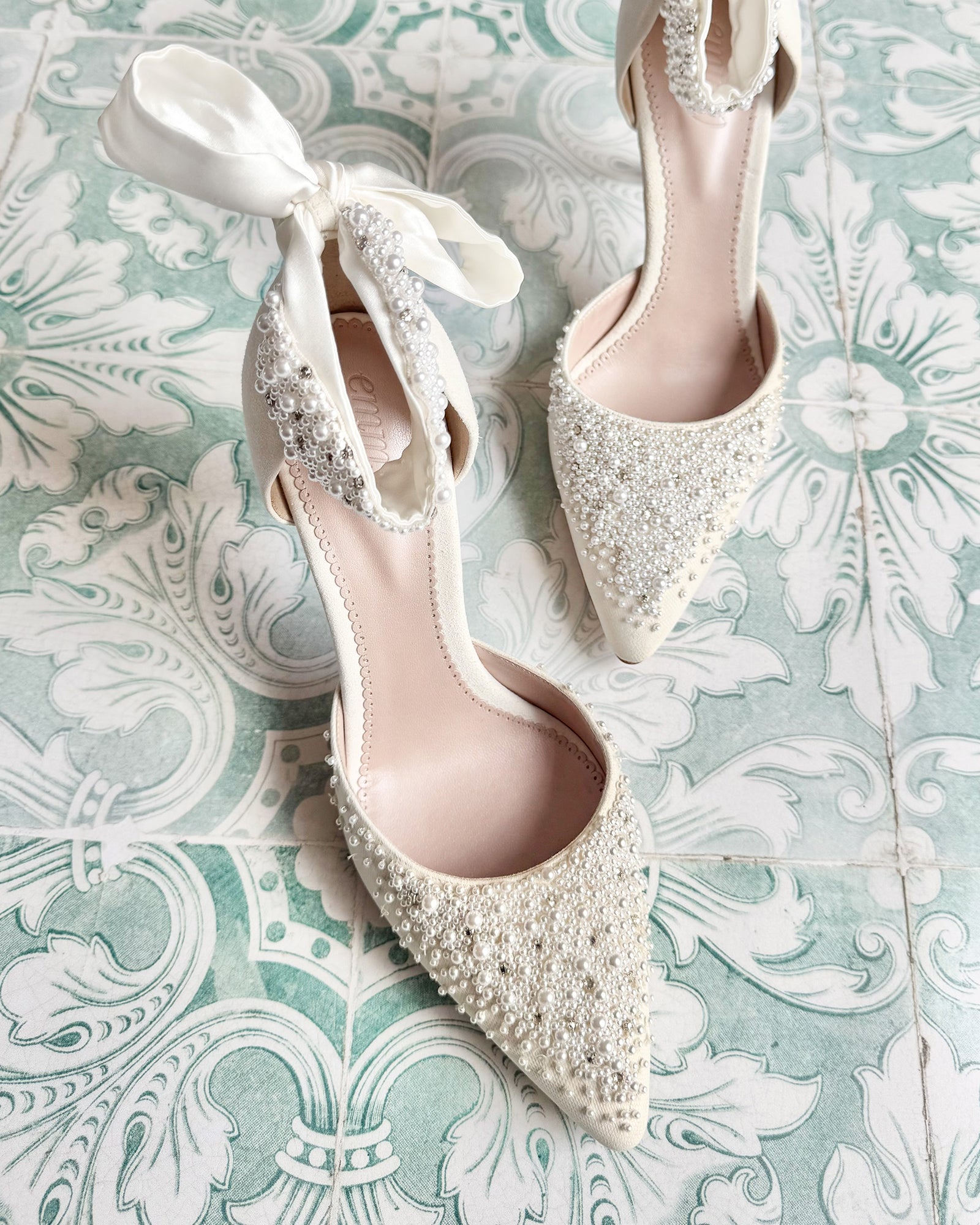Harriet Pearl Ivory Suede image