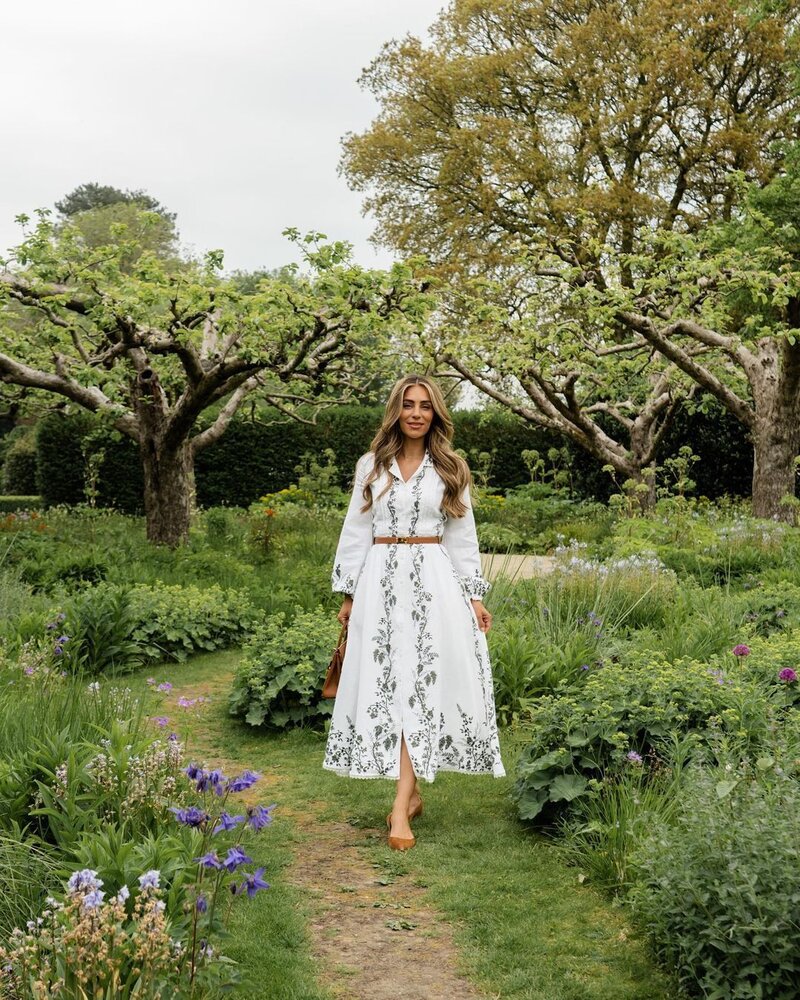 Garden Party Glam: What to Wear and Bring to a Stylish Soiree Emmy London Garden Party Glam: What to Wear and Bring to a Stylish Soiree Emmy London