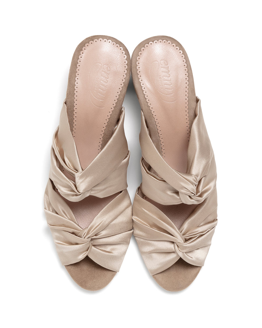 Sandy Cashmere Suede image