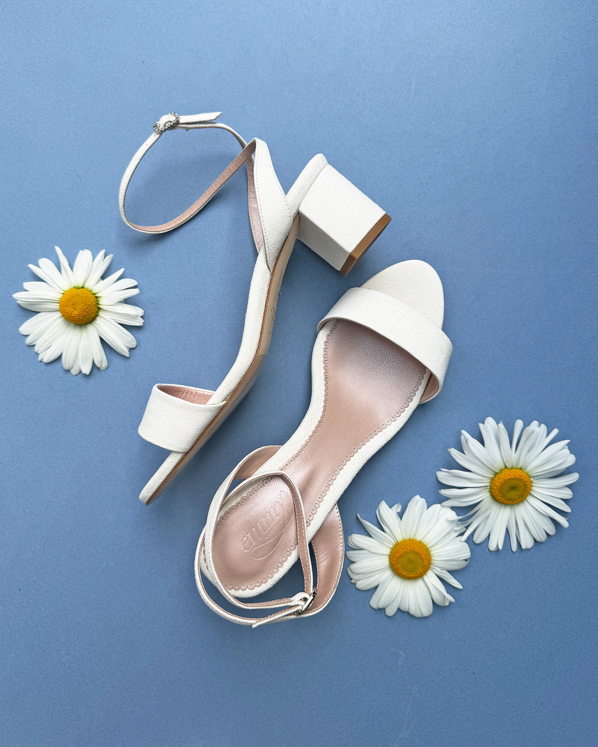 Stella Suede