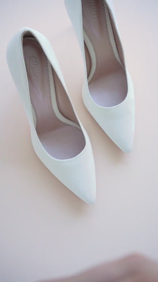 Buy Ivory Ruched Rose Shoe Clips Shoe Clip - Emmy London
